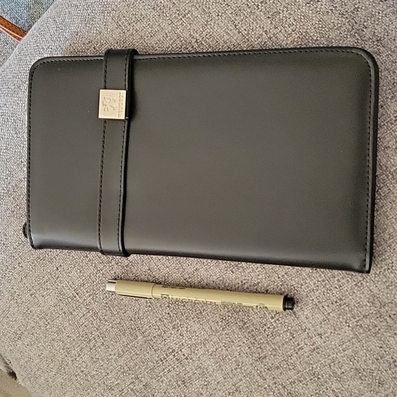 NWOT Peugeot Faux Leather Document Folder - Picture 7 of 7